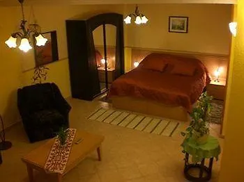 Oswaldo Hotel 2*