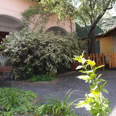 Hotel Oswaldo Budapeste