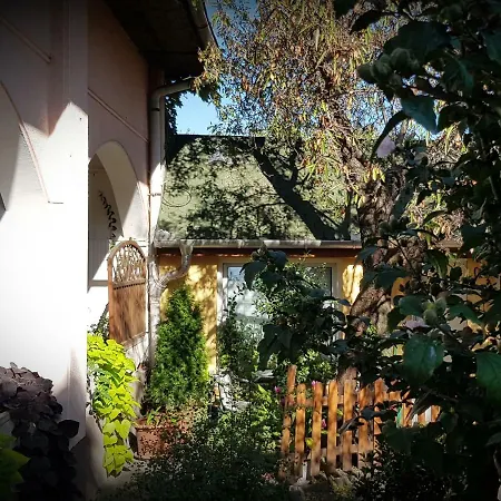 Oswaldo Budapest